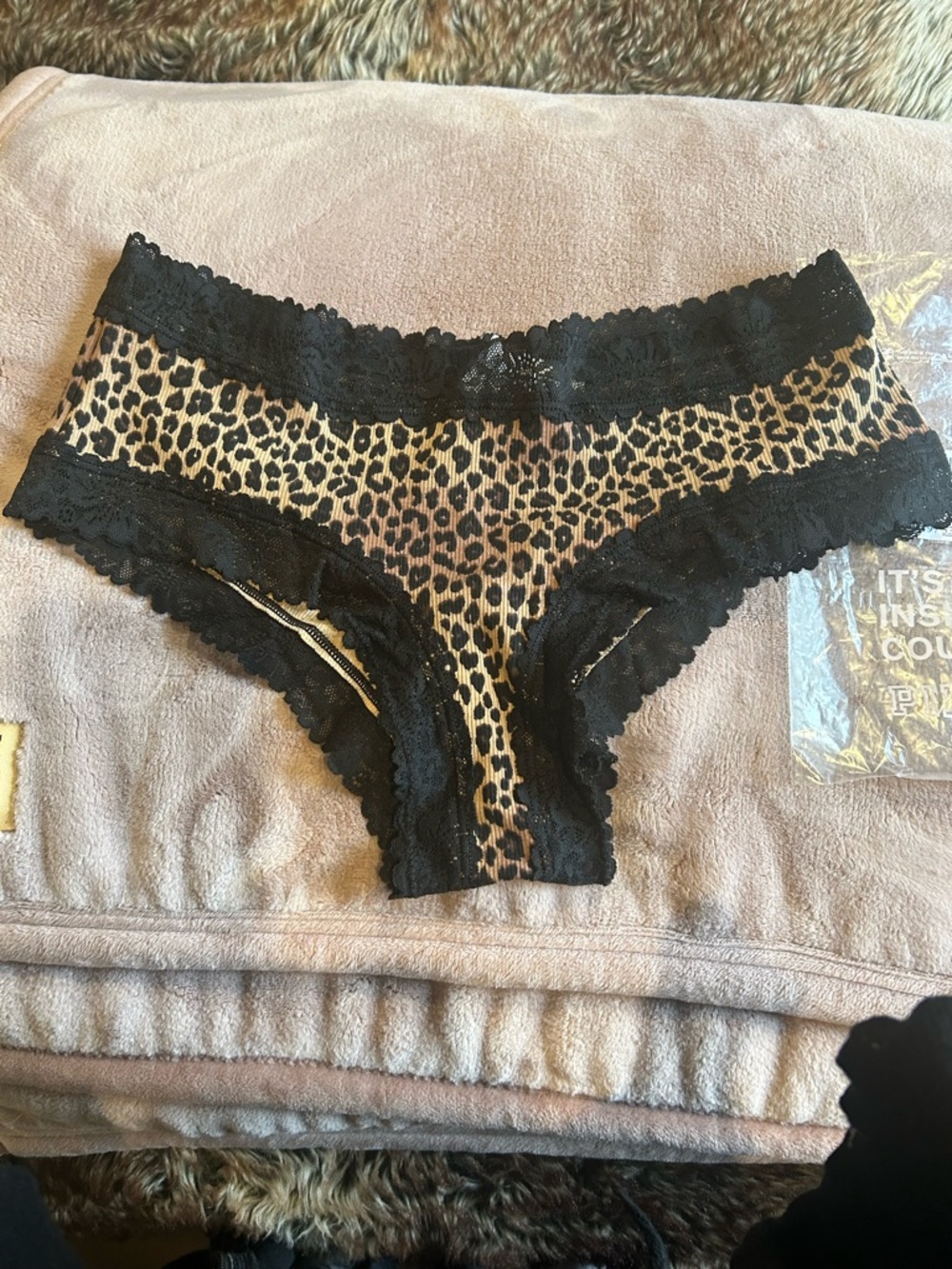 VS Pink Leopard Print Lace Hipster Panty - Black & Tan